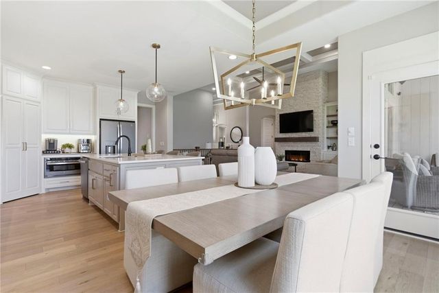 21122 W 189th Court, Spring Hill, KS 66083