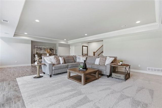 21122 W 189th Court, Spring Hill, KS 66083