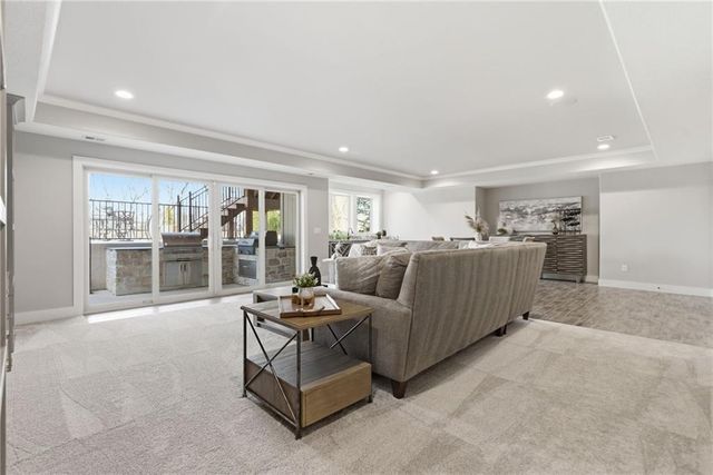 21122 W 189th Court, Spring Hill, KS 66083