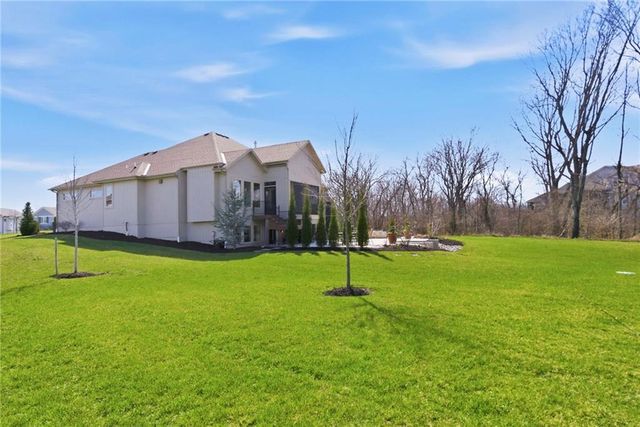 21122 W 189th Court, Spring Hill, KS 66083