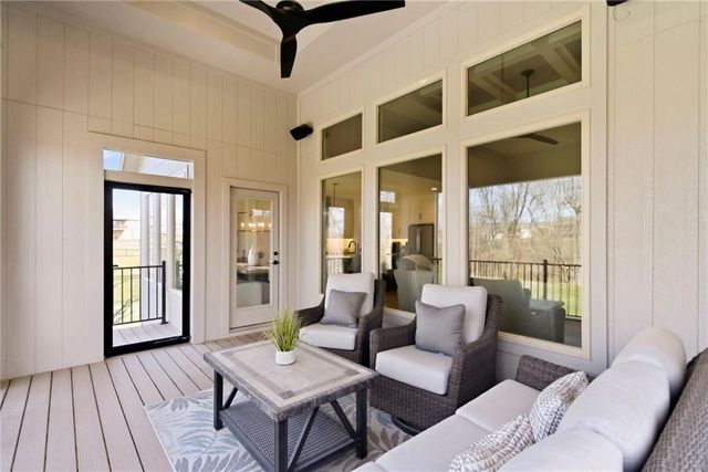 21122 W 189th Court, Spring Hill, KS 66083