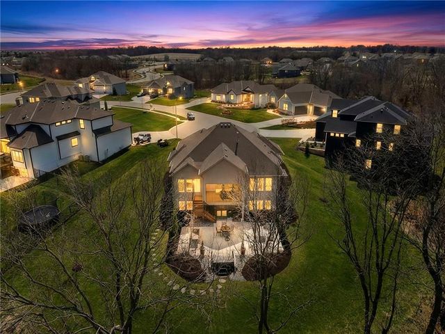 21122 W 189th Court, Spring Hill, KS 66083