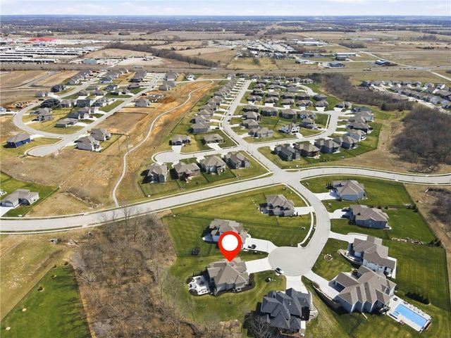 21122 W 189th Court, Spring Hill, KS 66083