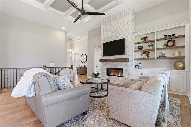 21122 W 189th Court, Spring Hill, KS 66083