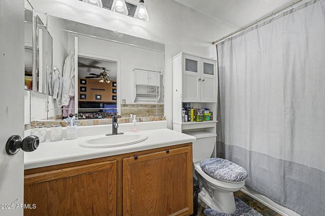 1213 S BOULDER Street B, Gilbert, AZ 85296