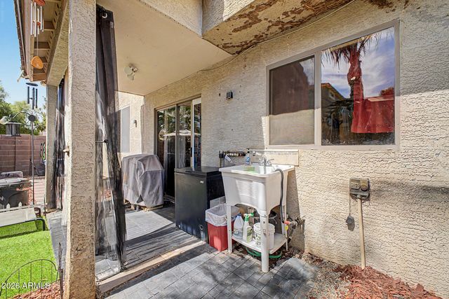 1213 S BOULDER Street B, Gilbert, AZ 85296