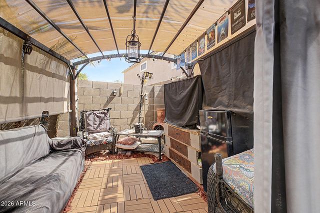 1213 S BOULDER Street B, Gilbert, AZ 85296