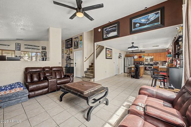 1213 S BOULDER Street B, Gilbert, AZ 85296