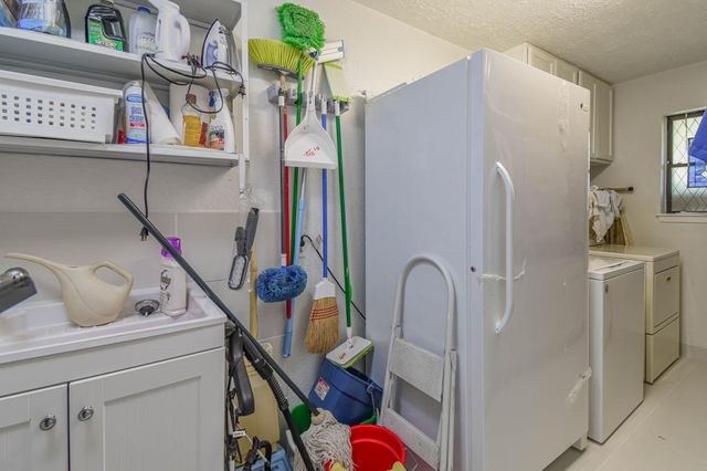 4503 Allen Genoa Road, Pasadena, TX 77504