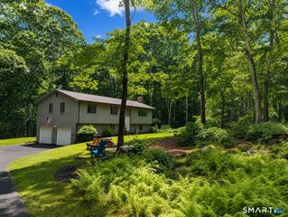 62 South Stonybrook Drive, Marlborough, CT 06447