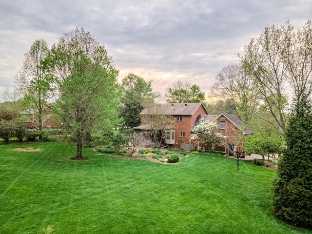 1021 Wesbend Drive, Frankfort, KY 40601