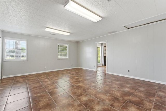 328 Tara Drive, Sulphur, LA 70665