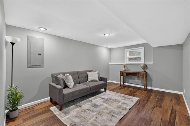 1001 Lakeview Boulevard, Lee's Summit, MO 64081