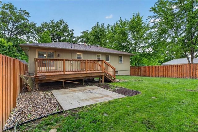 1001 Lakeview Boulevard, Lee's Summit, MO 64081