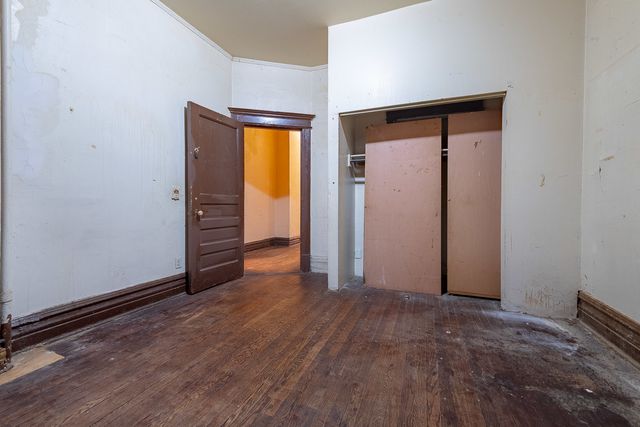 1512 S Sawyer Avenue, Chicago, IL 60623