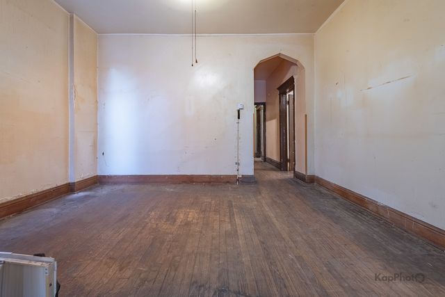1512 S Sawyer Avenue, Chicago, IL 60623