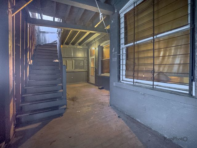 1512 S Sawyer Avenue, Chicago, IL 60623
