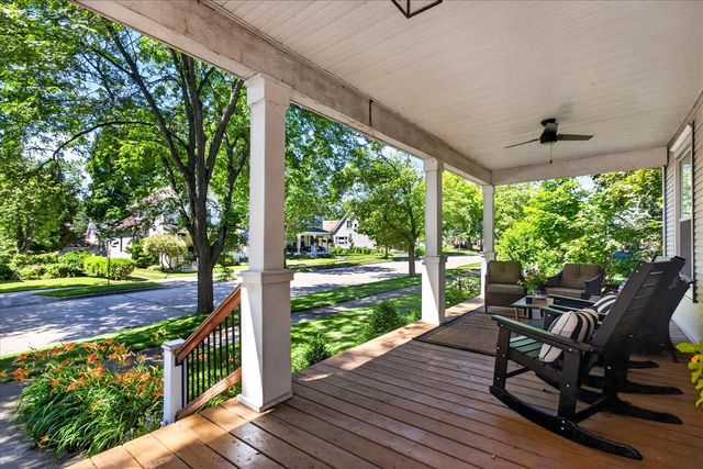 831 Wisconsin Avenue, Saint Joseph, MI 49085