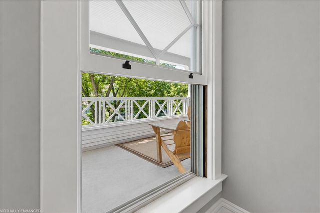 831 Wisconsin Avenue, Saint Joseph, MI 49085