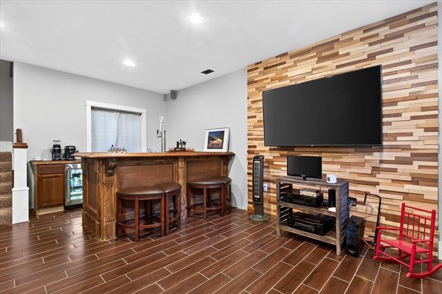 831 Wisconsin Avenue, Saint Joseph, MI 49085