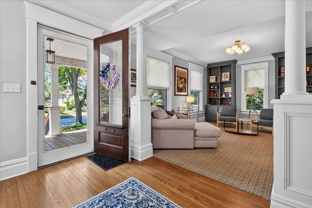 831 Wisconsin Avenue, Saint Joseph, MI 49085