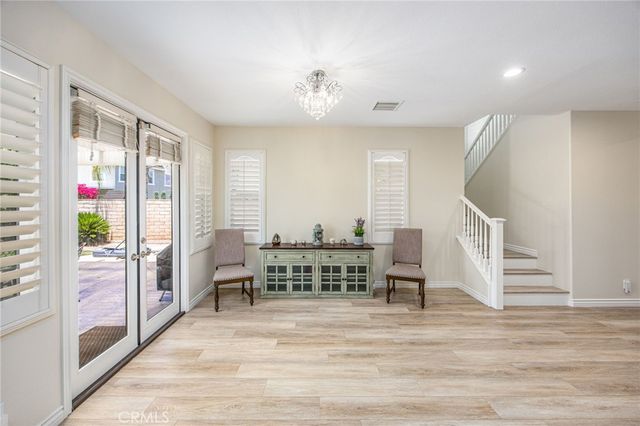 3276 Huntfield St, Corona, CA 92882