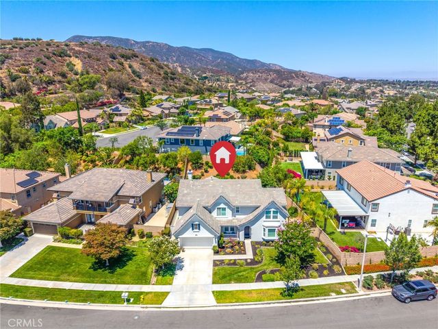 3276 Huntfield St, Corona, CA 92882