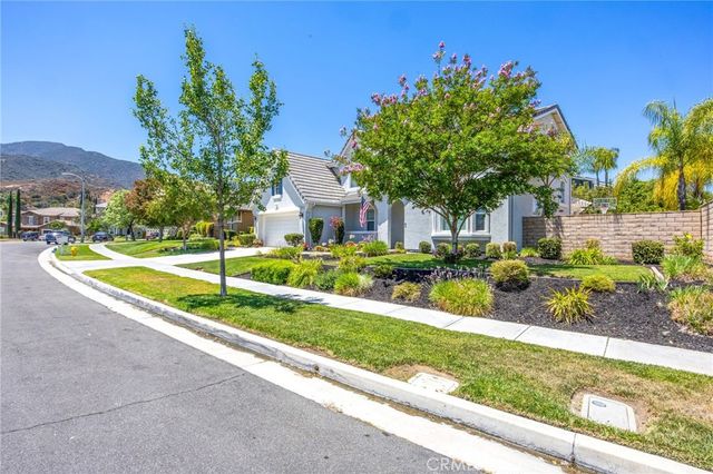 3276 Huntfield St, Corona, CA 92882