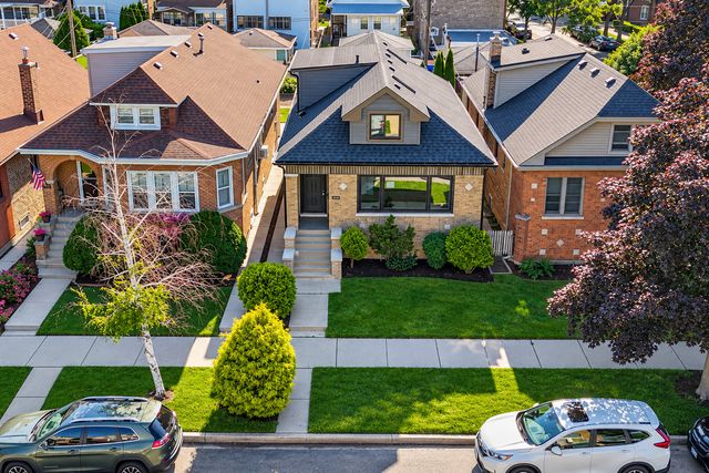 4256 N Monitor Avenue, Chicago, IL 60634