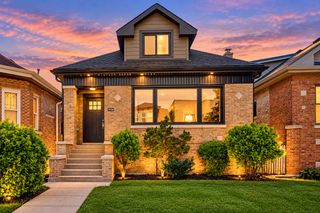 4256 N Monitor Avenue, Chicago, IL 60634