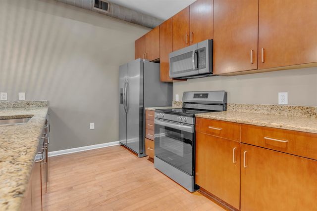 437 Monroe Ave Apt 105, Memphis, TN 38103