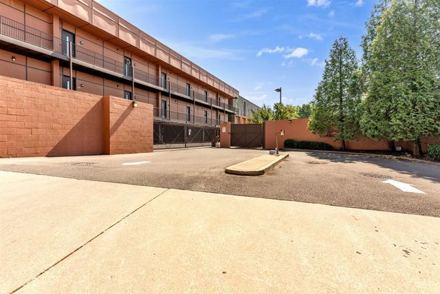 437 Monroe Ave Apt 105, Memphis, TN 38103