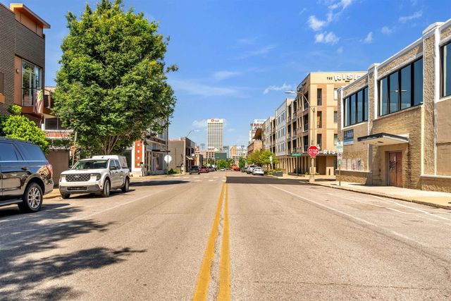 437 Monroe Ave Apt 105, Memphis, TN 38103