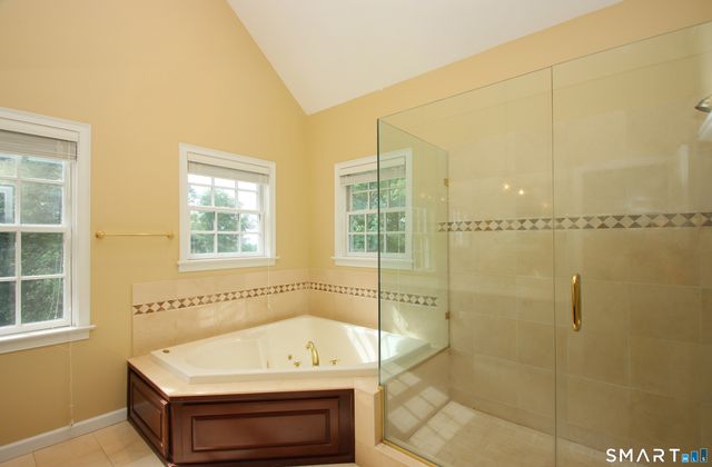 11 Long Meadow Lane, Redding, CT 06896