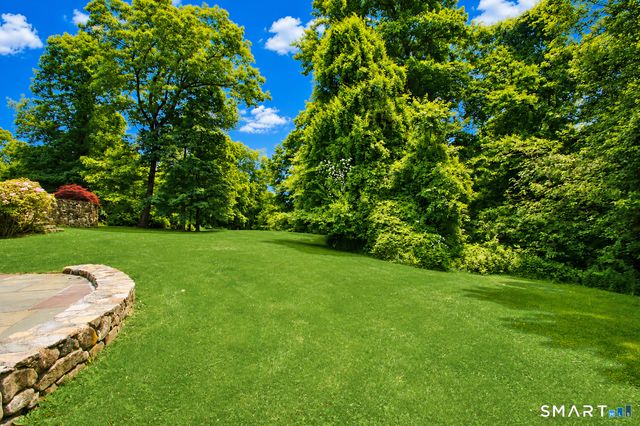 11 Long Meadow Lane, Redding, CT 06896