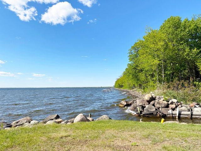 20429 326th Avenue 15, Isle, MN 56342