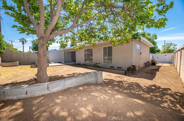 541 E Greenhaven, Covina, CA 91723