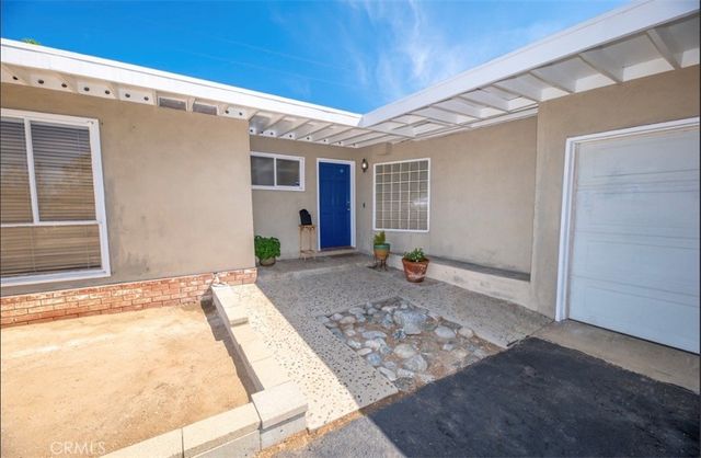 541 E Greenhaven, Covina, CA 91723
