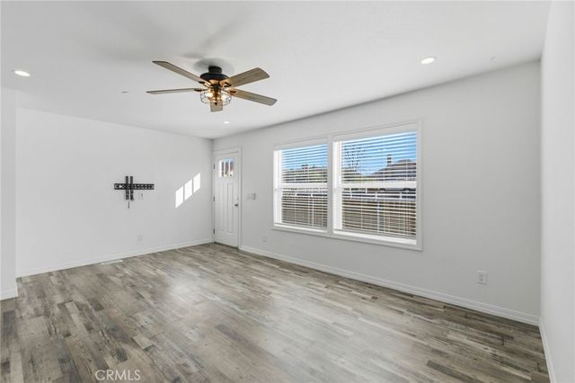511 Lookout Street, Lake Elsinore, CA 92530