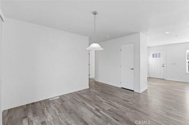 511 Lookout Street, Lake Elsinore, CA 92530
