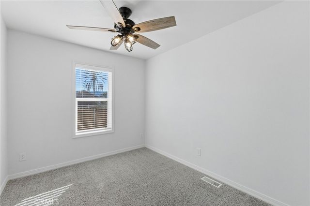 511 Lookout Street, Lake Elsinore, CA 92530