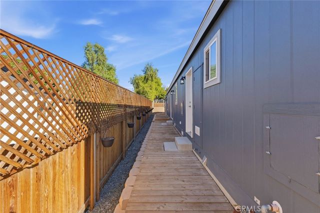 511 Lookout Street, Lake Elsinore, CA 92530