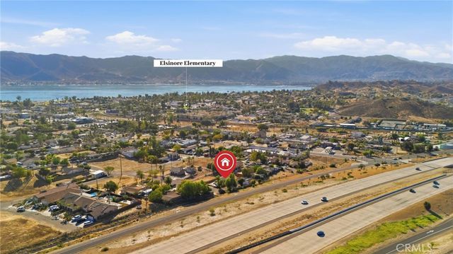 511 Lookout Street, Lake Elsinore, CA 92530
