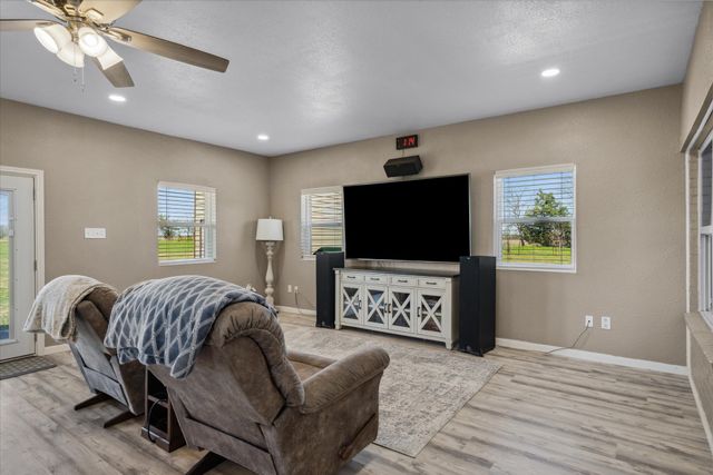 16159 County Road 347, Wills Point, TX 75169