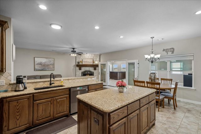 16159 County Road 347, Wills Point, TX 75169