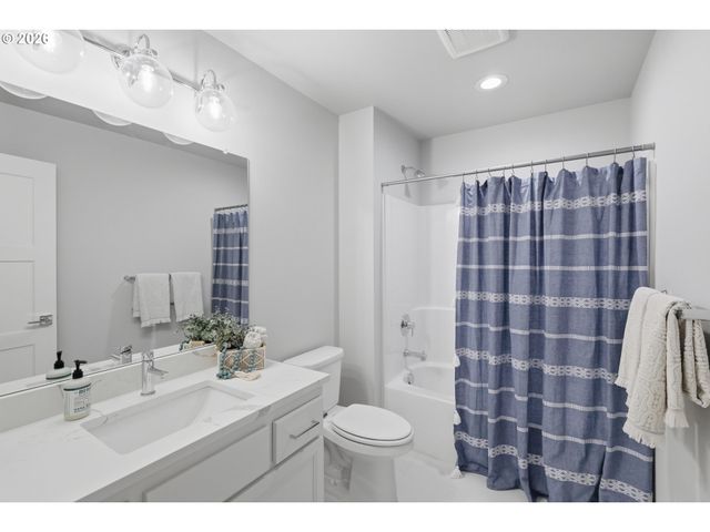 10813 Ne 119TH Pl, Vancouver, WA 98662