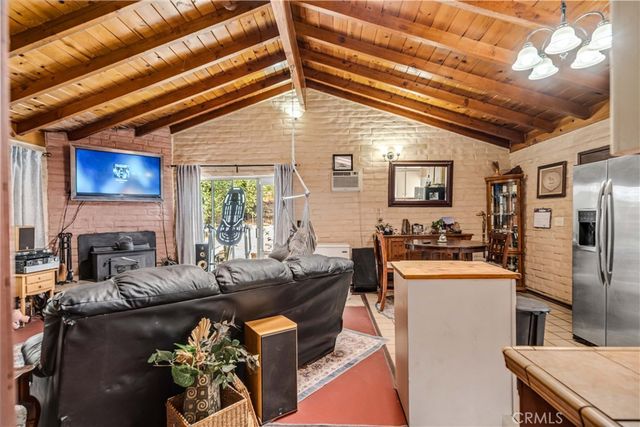 42766 Ranch Club Road, Lake Hughes, CA 93532