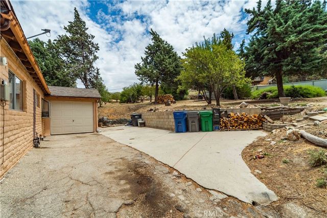 42766 Ranch Club Road, Lake Hughes, CA 93532