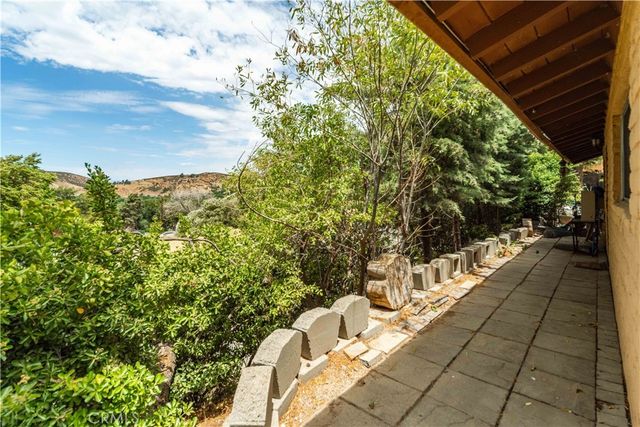 42766 Ranch Club Road, Lake Hughes, CA 93532
