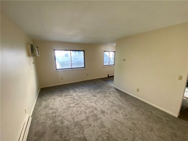 618 Garson Ave, Rochester, NY 14609